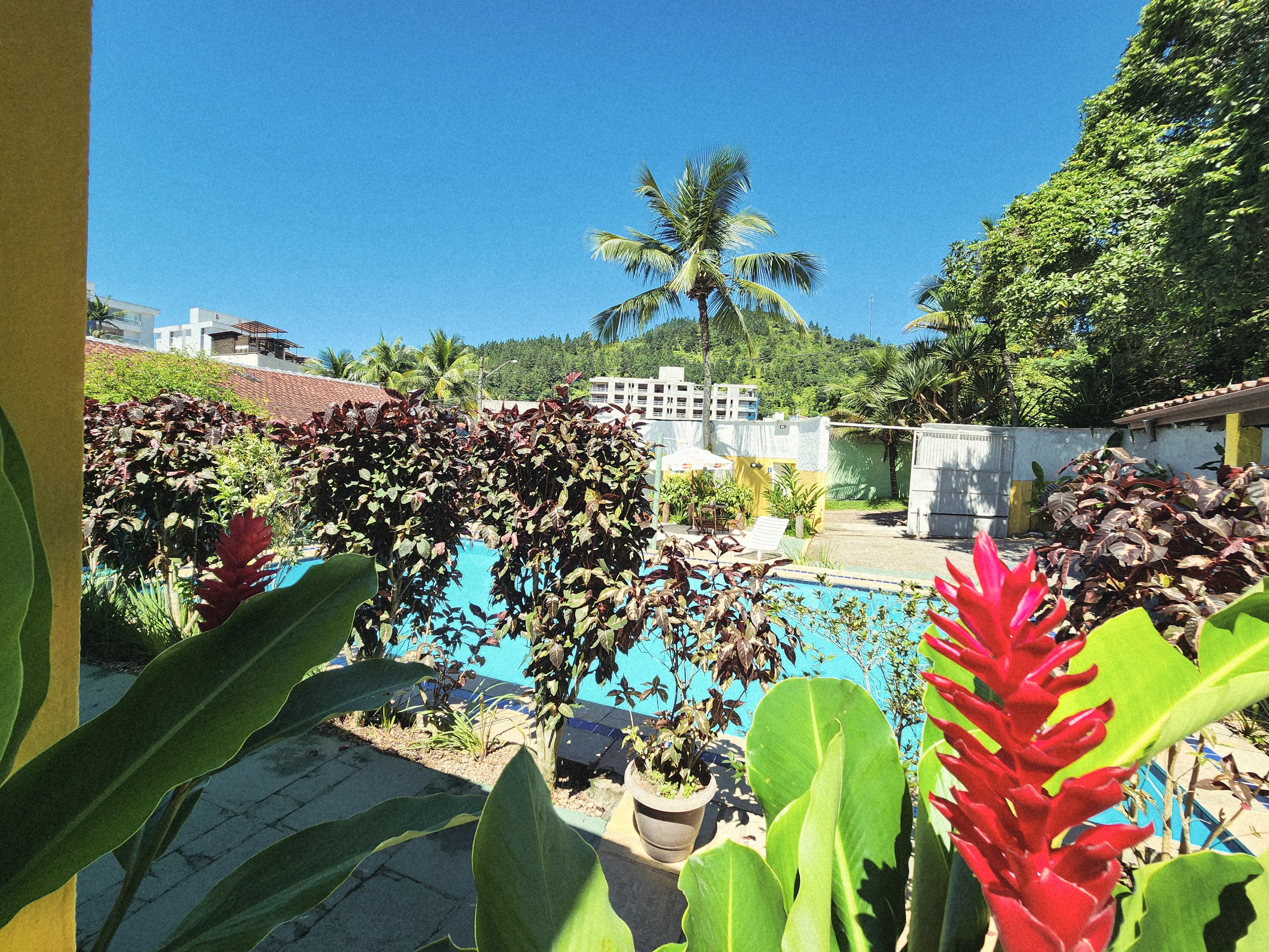 Piscina da Pousada Viva Ubatuba