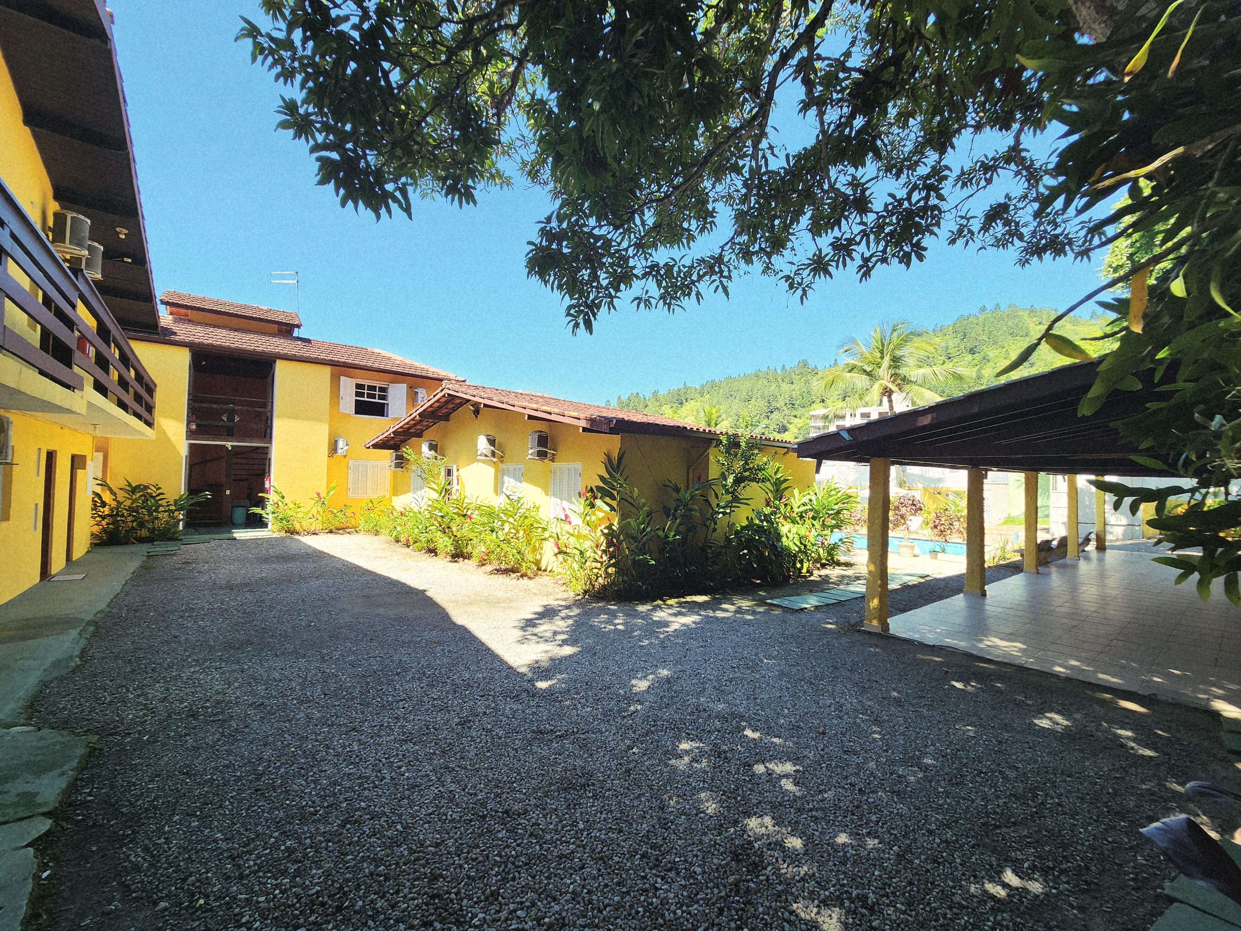Piscina da Pousada Viva Ubatuba